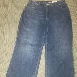 Style & Co slouchy crop high rise slimming pocket wide crop jeans; size: 12